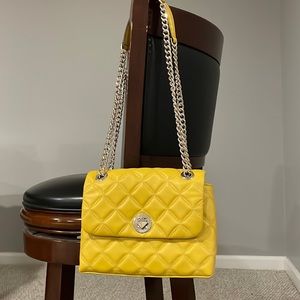 Small crossbody Kate Spade purse